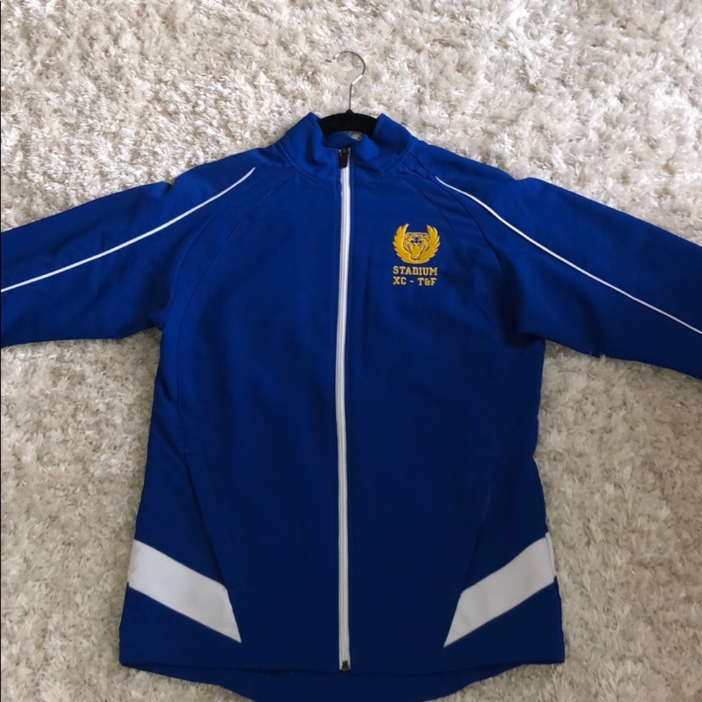 Women’s brooks running jacket